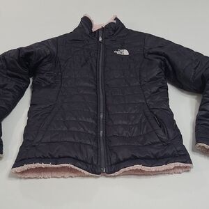 The North Face Girl's reversable Jacket Size Large 14-16.